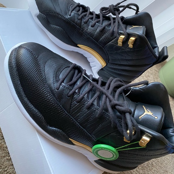 Jordan 12 Retro Black\Metallic Gold-White (W) - Picture 5 of 11